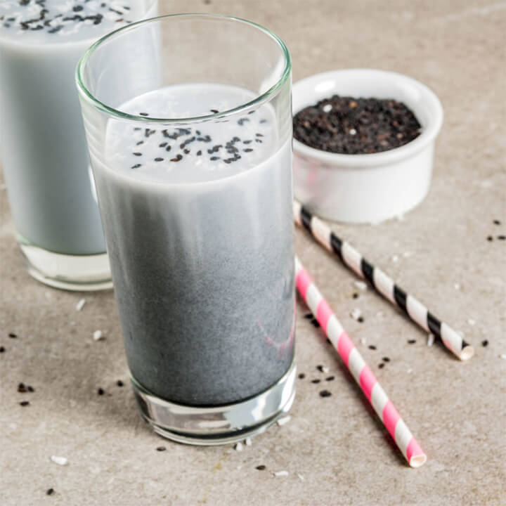 Công thức làm sữa mè đen có 1-0-2 giúp dưỡng nhan, giữ dáng